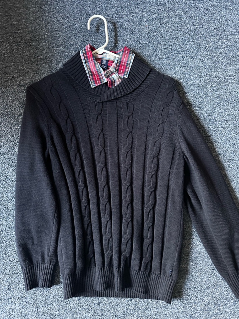 GAP Black Cable-Knit Turtleneck Sweater and Plaid Button Down Set
